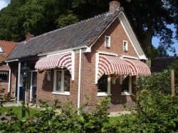 Vergrote afbeelding van Bungalow, vakantiehuis Pierewaai in Oostwold