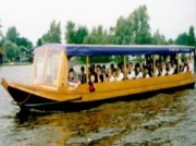 Voorbeeld afbeelding van Rondvaart, Botenverhuur De Witte Hoeve Rondvaarten en Bootverhuur in Giethoorn